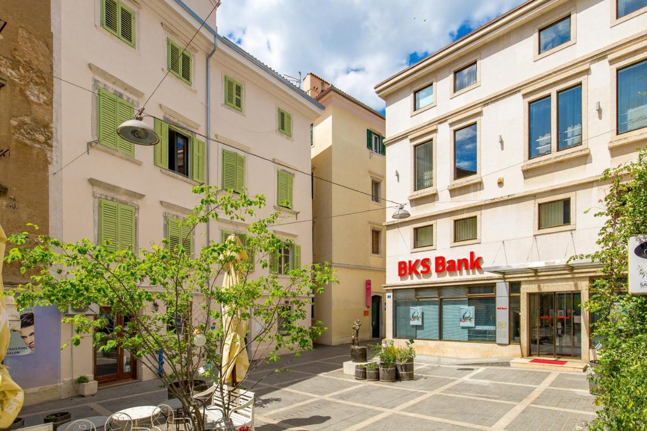 Central Apartments Dalmatina Rijeka Exterior photo